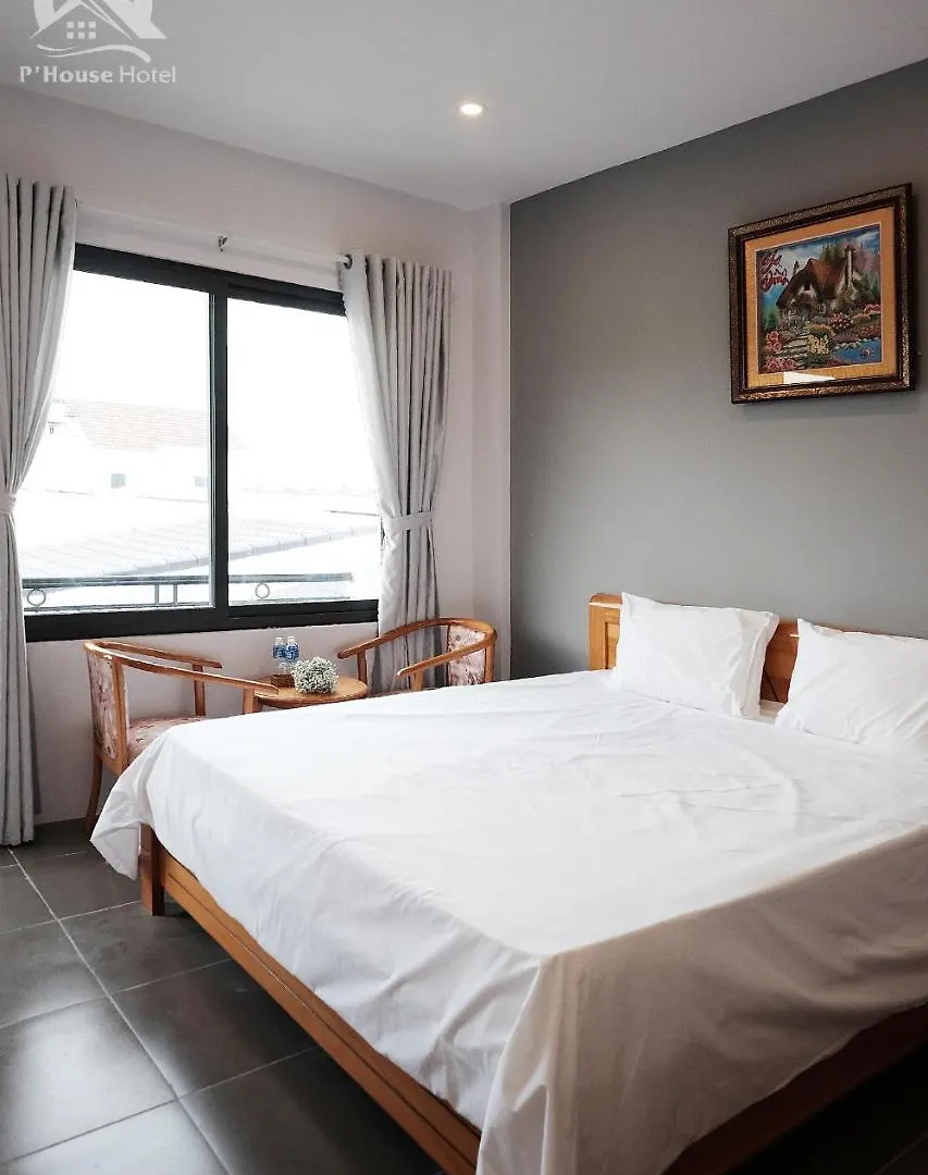 P'House Hotel Phan Thiet 2*,
